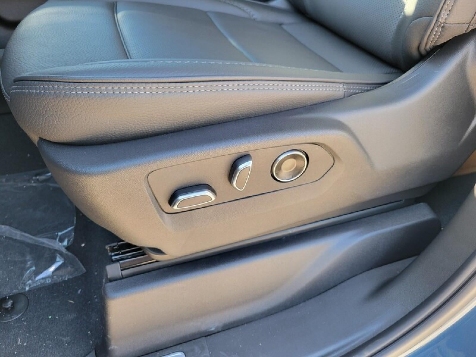 2026 GMC Sierra 3500 HD Crew Cab Long Box 4-Wheel Drive Denali