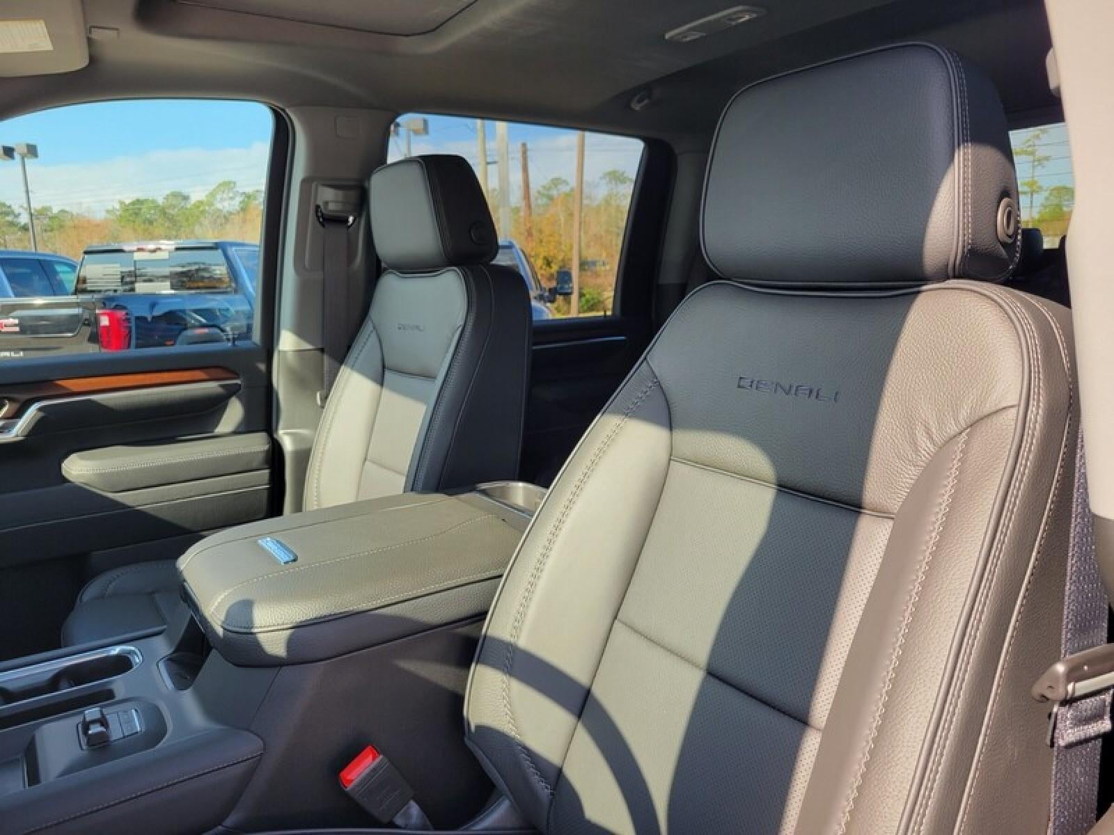 2026 GMC Sierra 3500 HD Crew Cab Long Box 4-Wheel Drive Denali