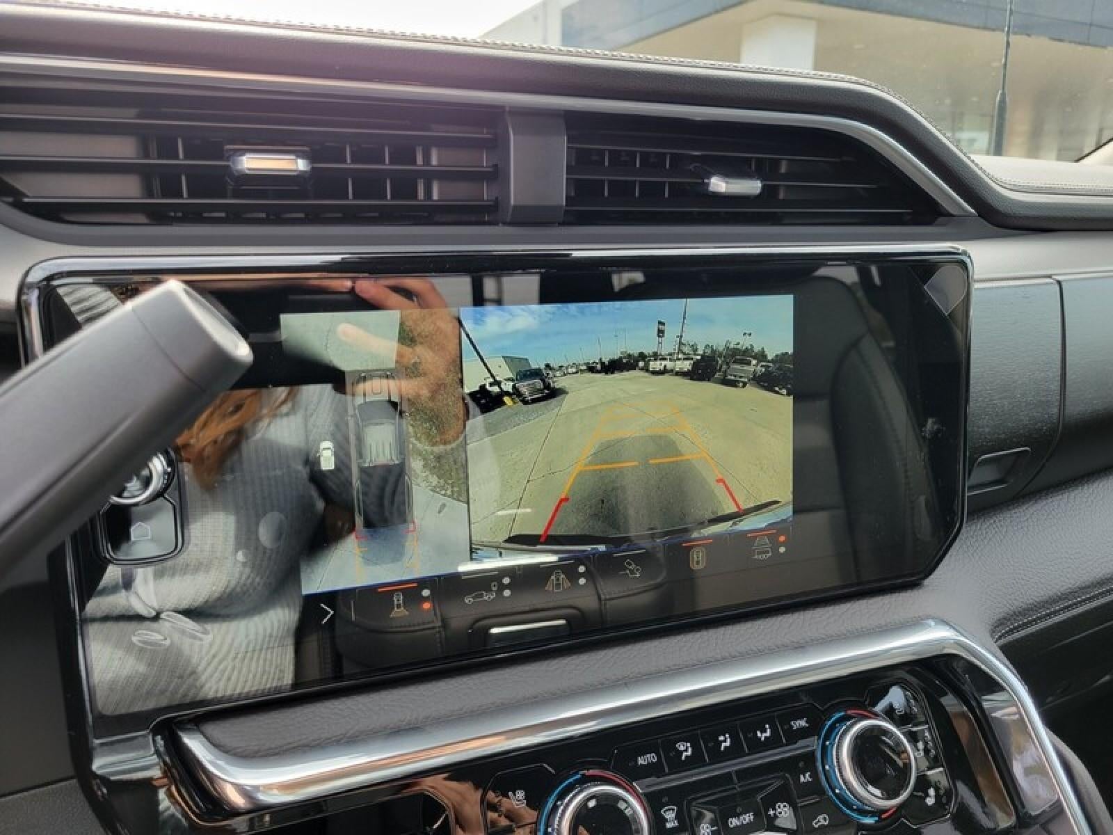 2026 GMC Sierra 3500 HD Crew Cab Long Box 4-Wheel Drive Denali