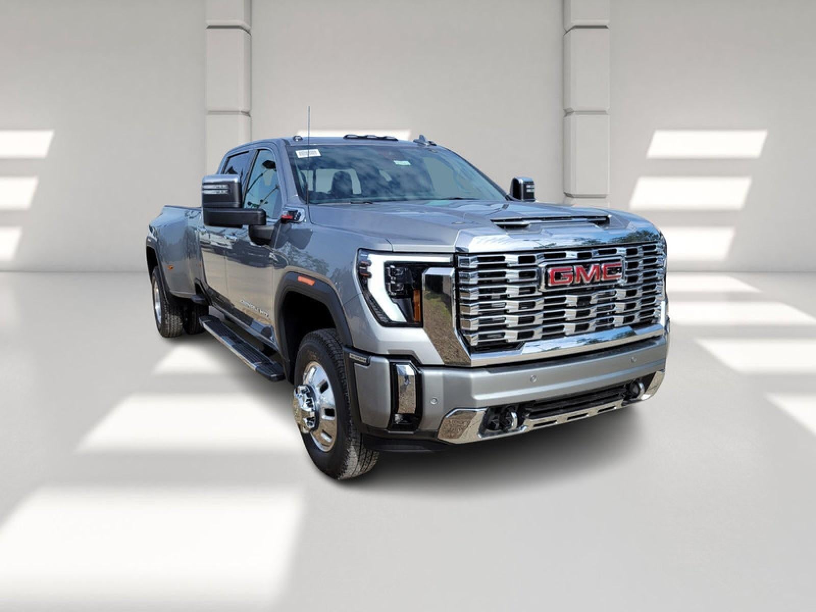 2026 GMC Sierra 3500 HD Crew Cab Long Box 4-Wheel Drive Denali