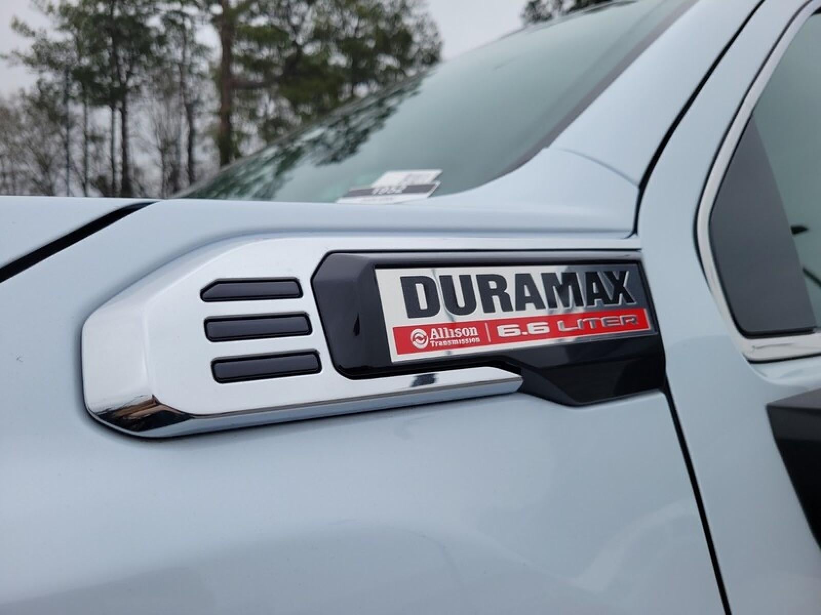 2026 GMC Sierra 3500 HD Crew Cab Long Box 4-Wheel Drive Denali