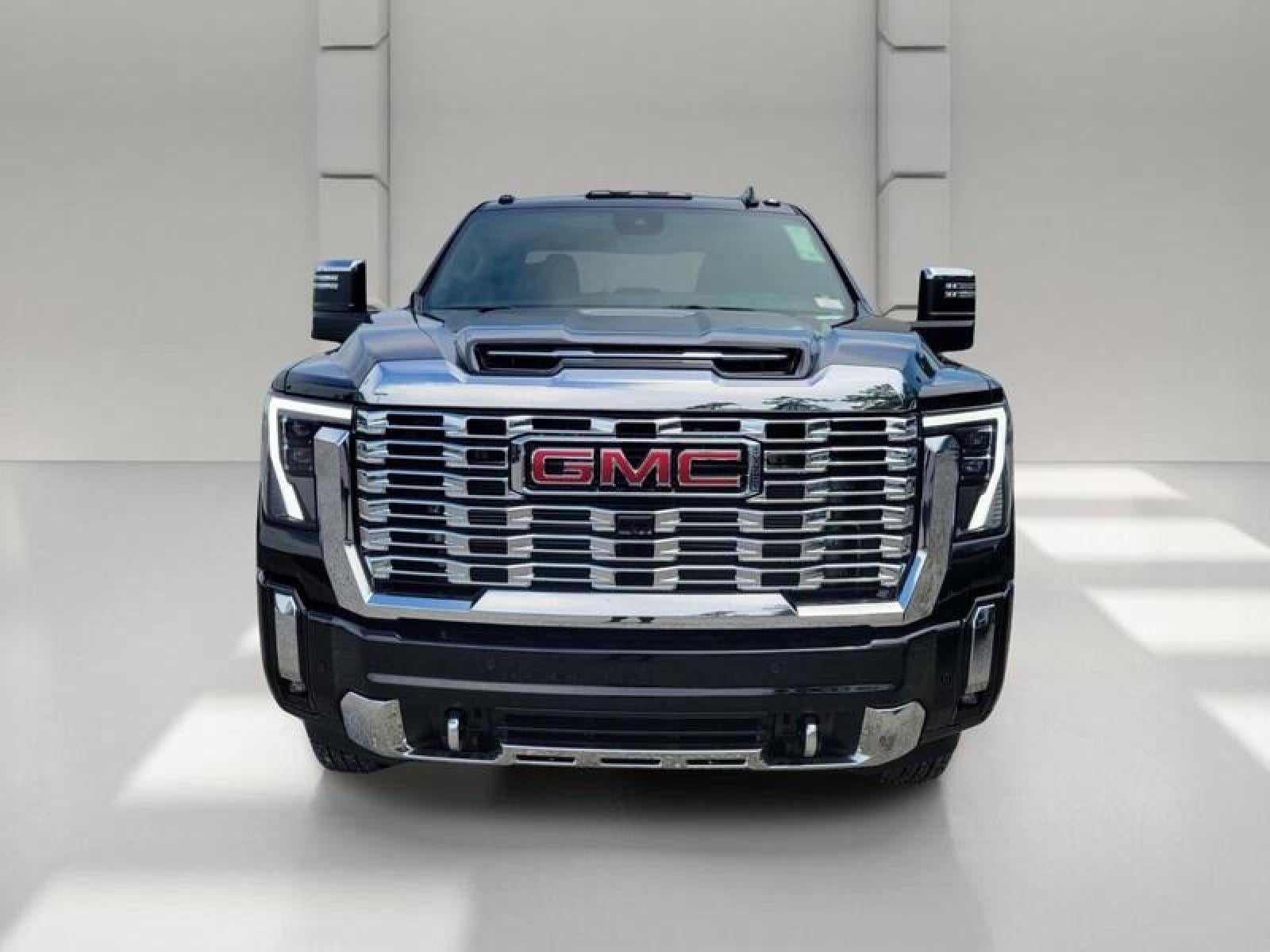 2026 GMC Sierra 3500 HD Crew Cab Long Box 4-Wheel Drive Denali