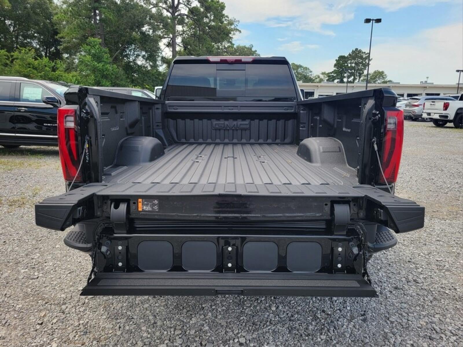 2026 GMC Sierra 3500 HD Crew Cab Long Box 4-Wheel Drive Denali