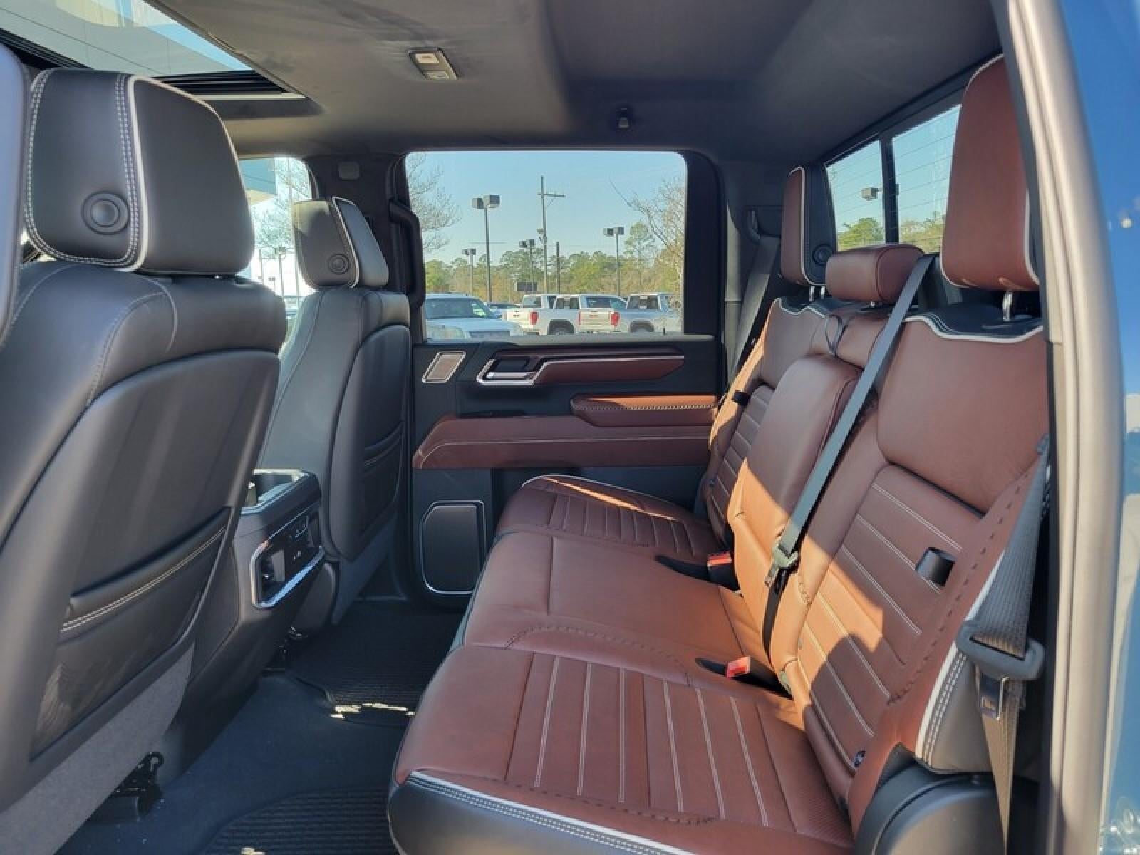 2026 GMC Sierra 2500 HD Crew Cab Standard Box 4-Wheel Drive Denali Ultimate