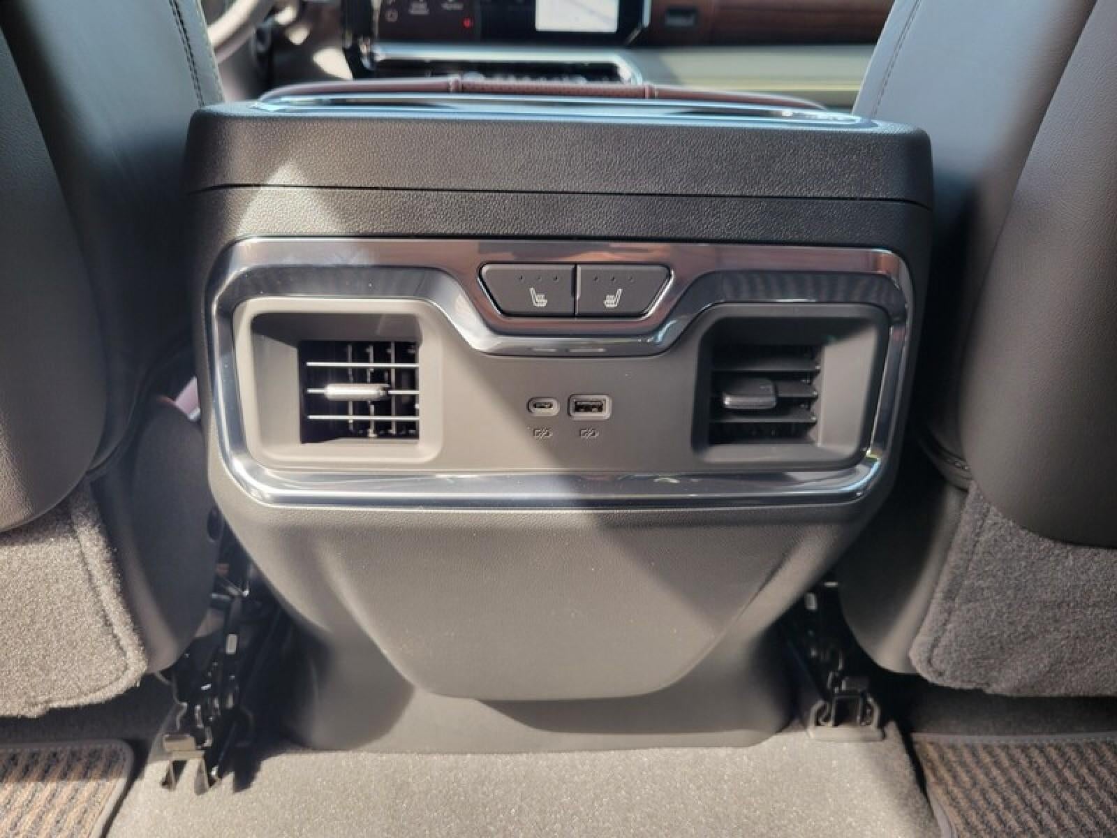 2026 GMC Sierra 2500 HD Crew Cab Standard Box 4-Wheel Drive Denali Ultimate