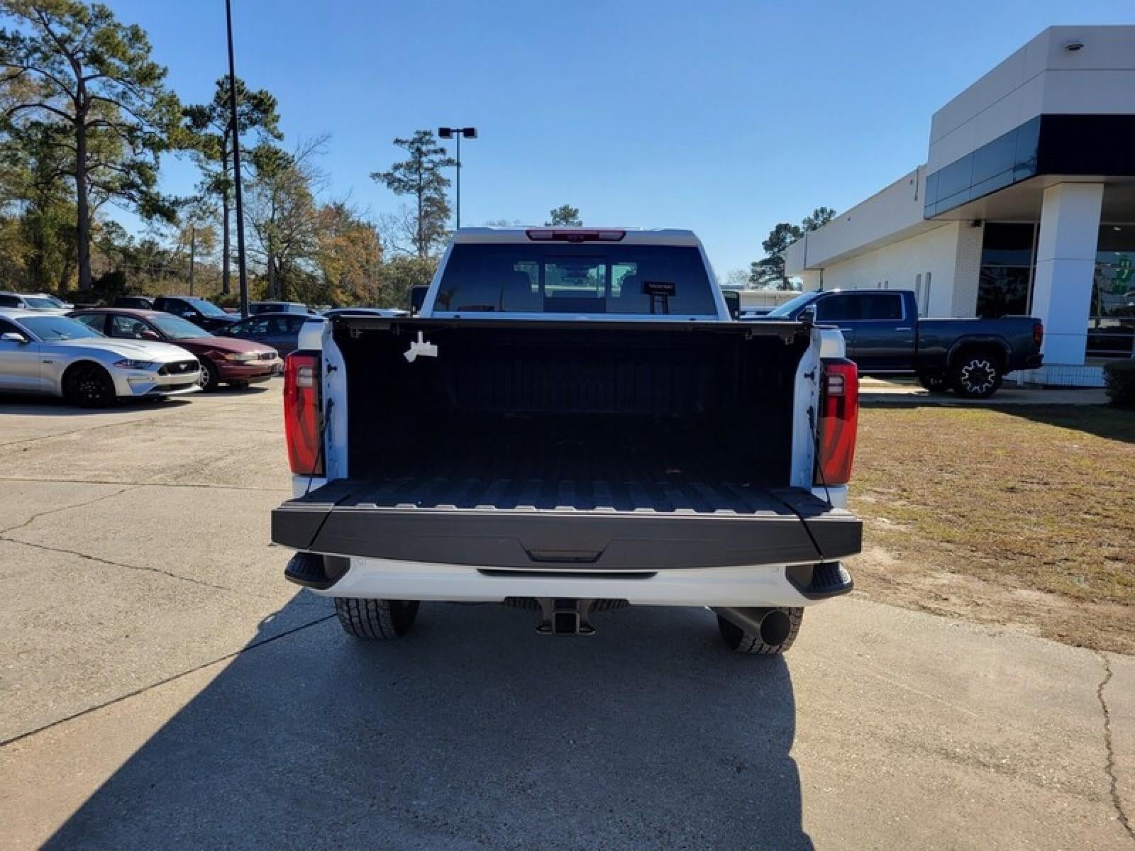 2026 GMC Sierra 2500 HD Crew Cab Standard Box 4-Wheel Drive Denali Ultimate