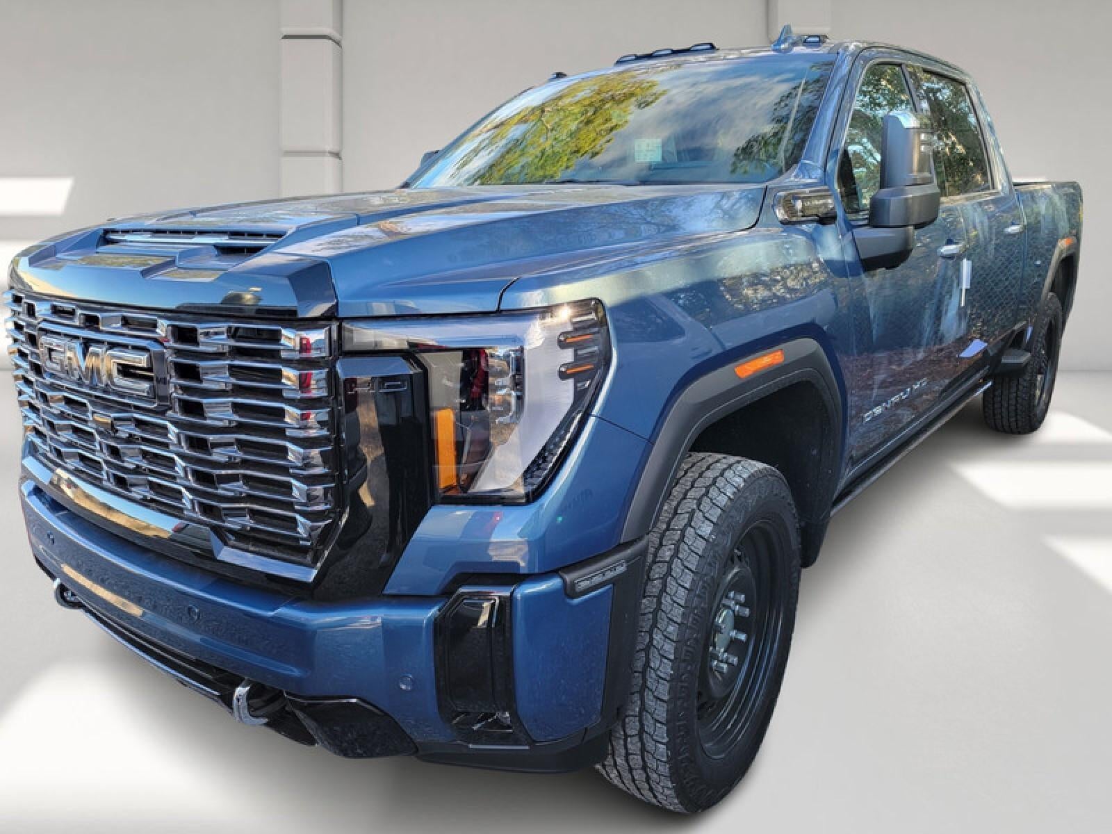 2026 GMC Sierra 2500 HD Crew Cab Standard Box 4-Wheel Drive Denali Ultimate