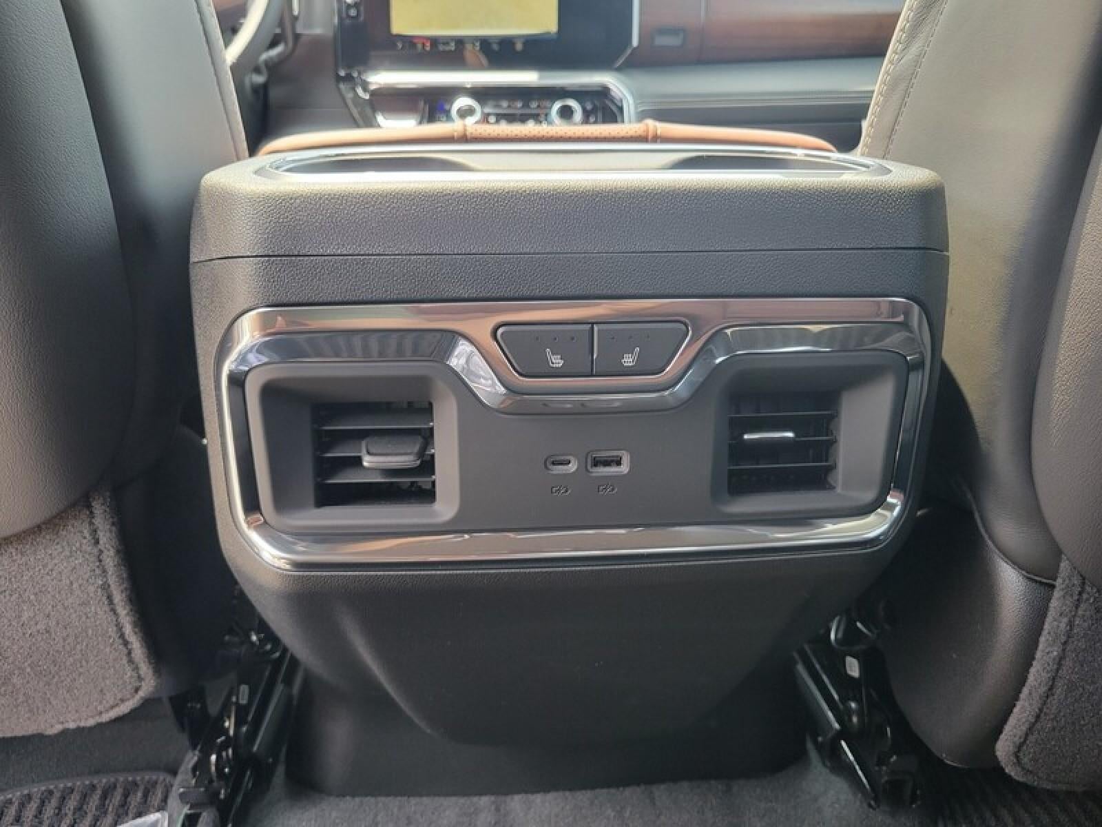 2026 GMC Sierra 2500 HD Crew Cab Standard Box 4-Wheel Drive Denali Ultimate