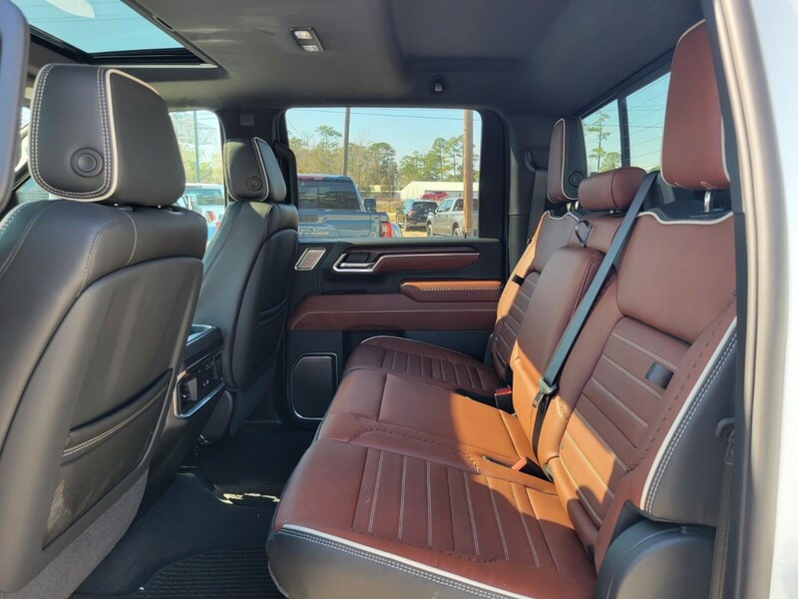 2026 GMC Sierra 2500 HD Crew Cab Standard Box 4-Wheel Drive Denali Ultimate