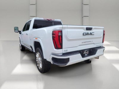 2026 GMC Sierra 2500 HD Crew Cab Standard Box 4-Wheel Drive Denali Ultimate