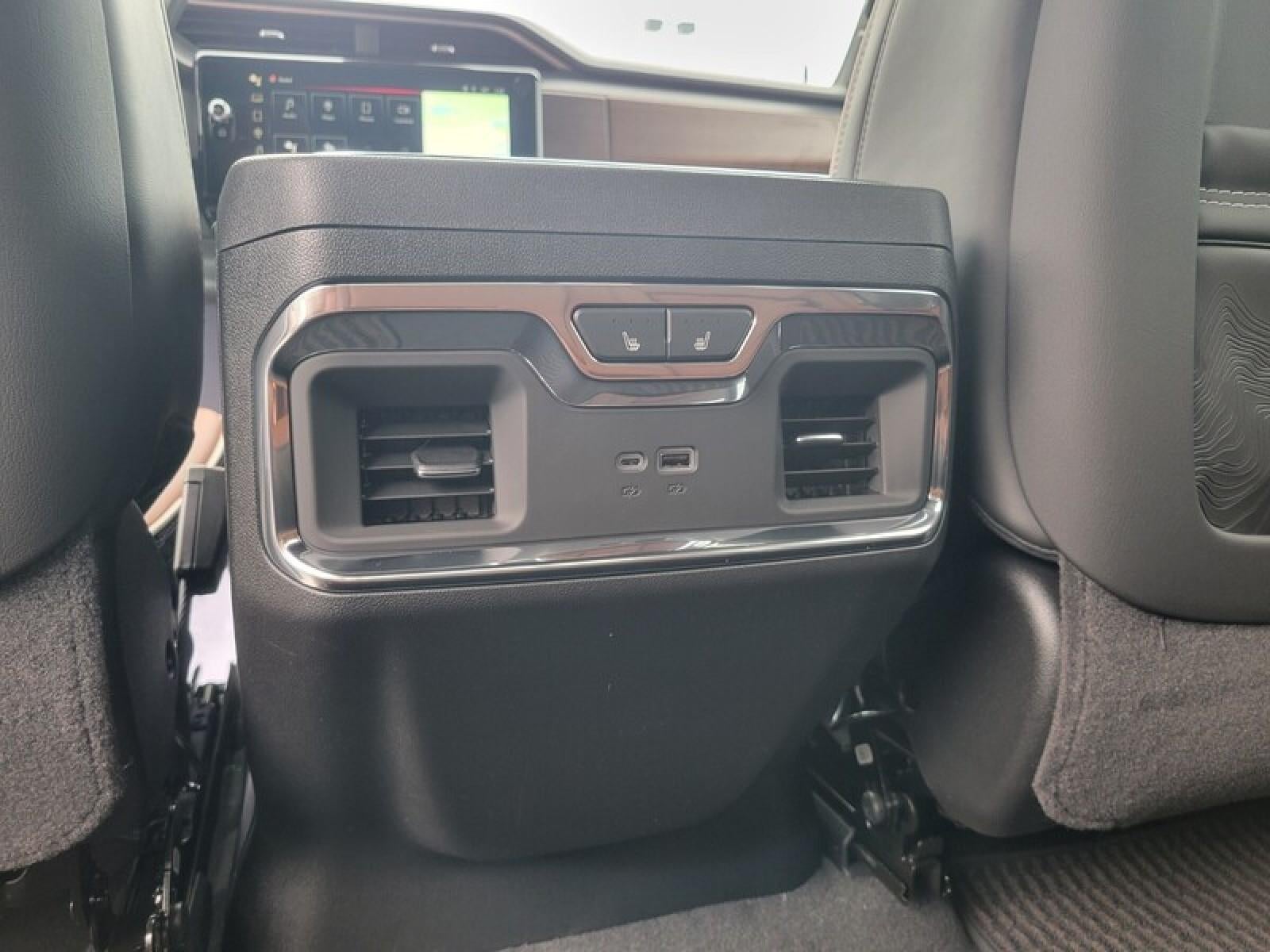 2026 GMC Sierra 2500 HD Crew Cab Standard Box 4-Wheel Drive Denali Ultimate