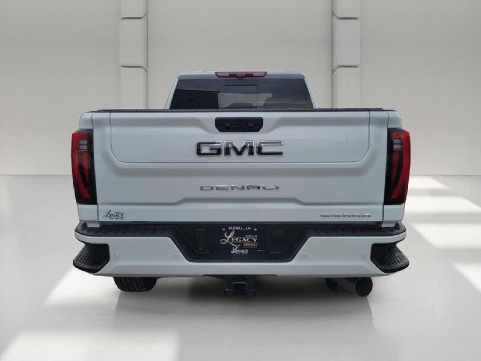 2026 GMC Sierra 2500 HD Crew Cab Standard Box 4-Wheel Drive Denali Ultimate