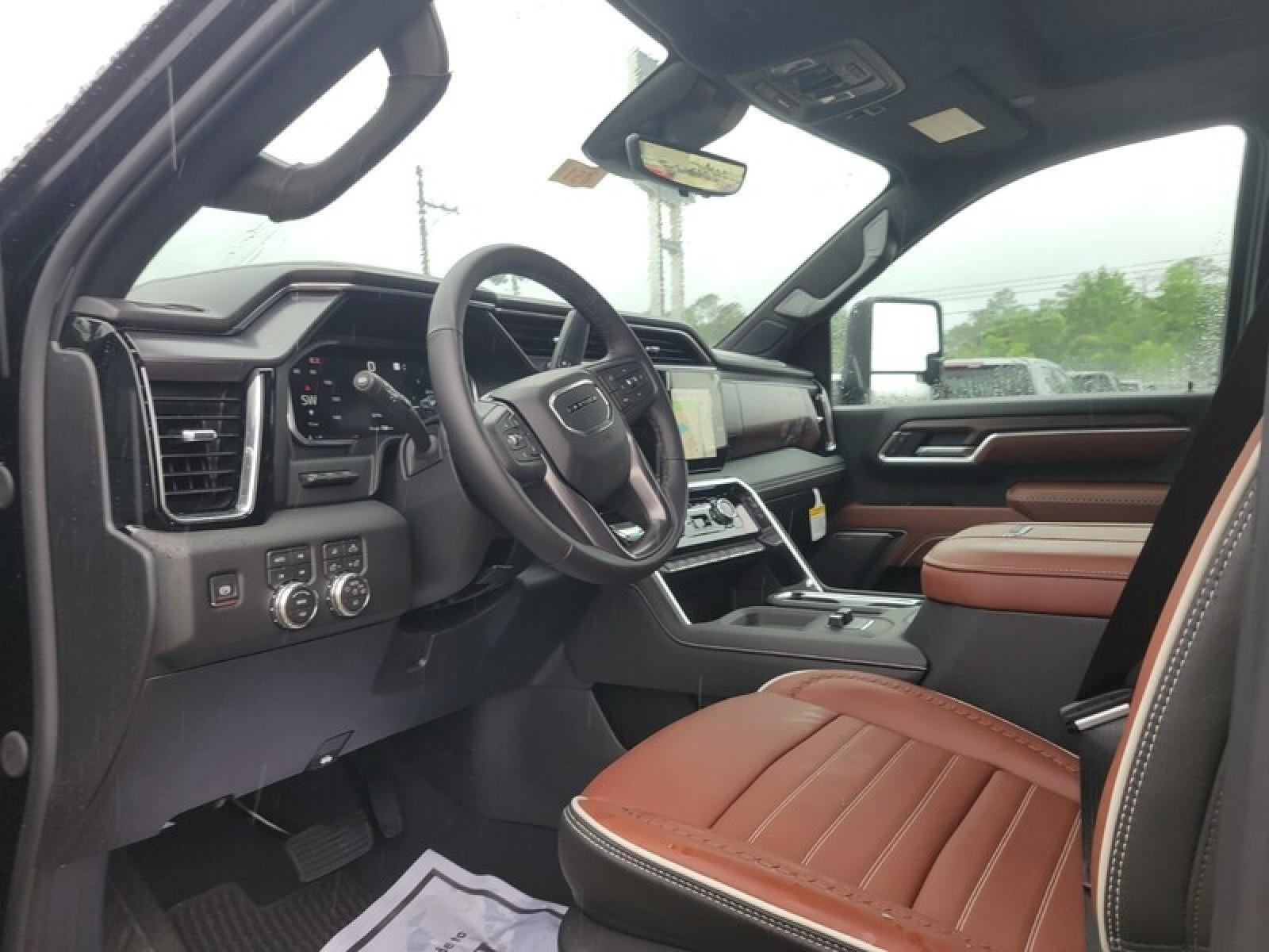 2026 GMC Sierra 2500 HD Crew Cab Standard Box 4-Wheel Drive Denali Ultimate