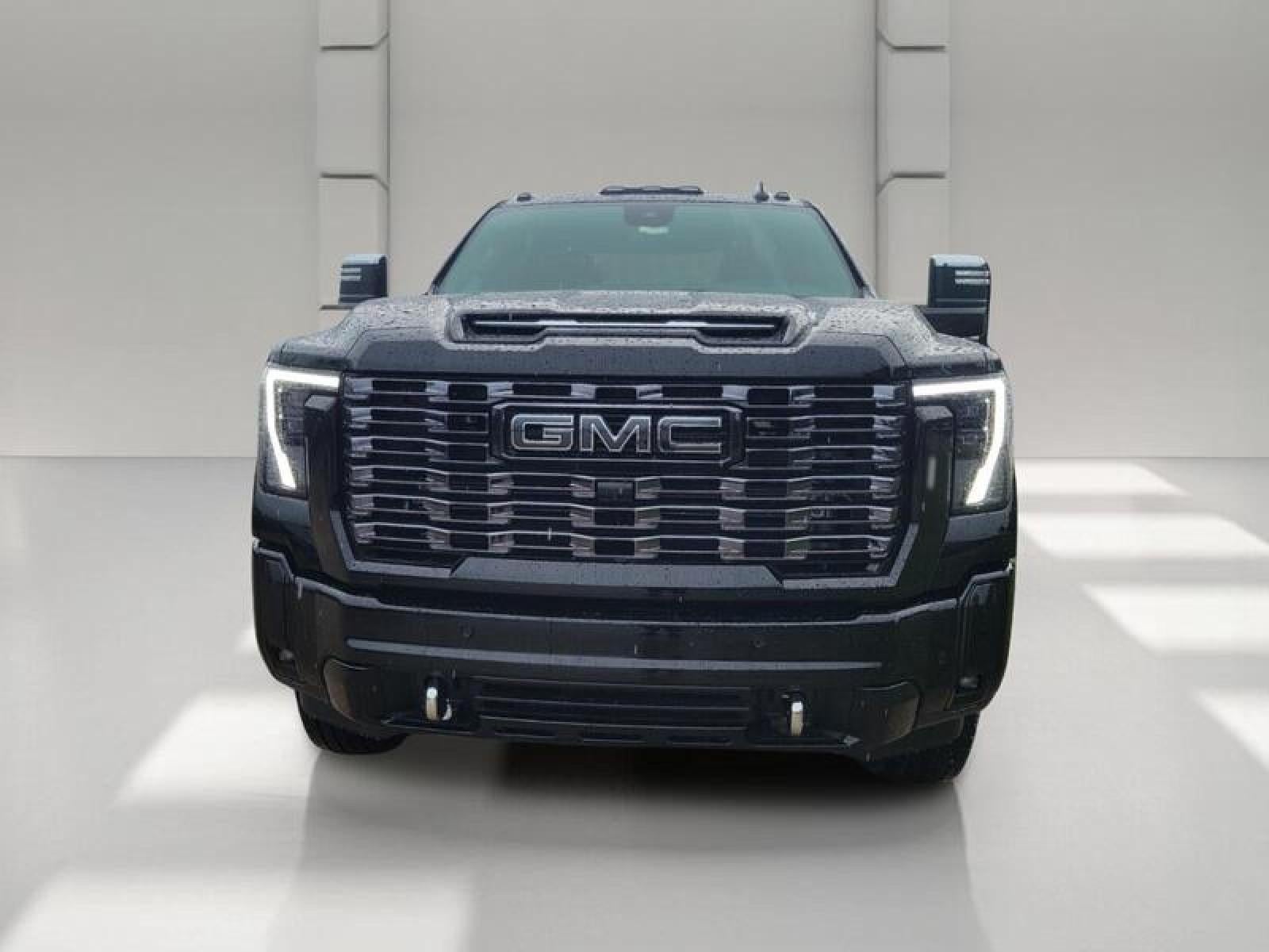 2026 GMC Sierra 2500 HD Crew Cab Standard Box 4-Wheel Drive Denali Ultimate