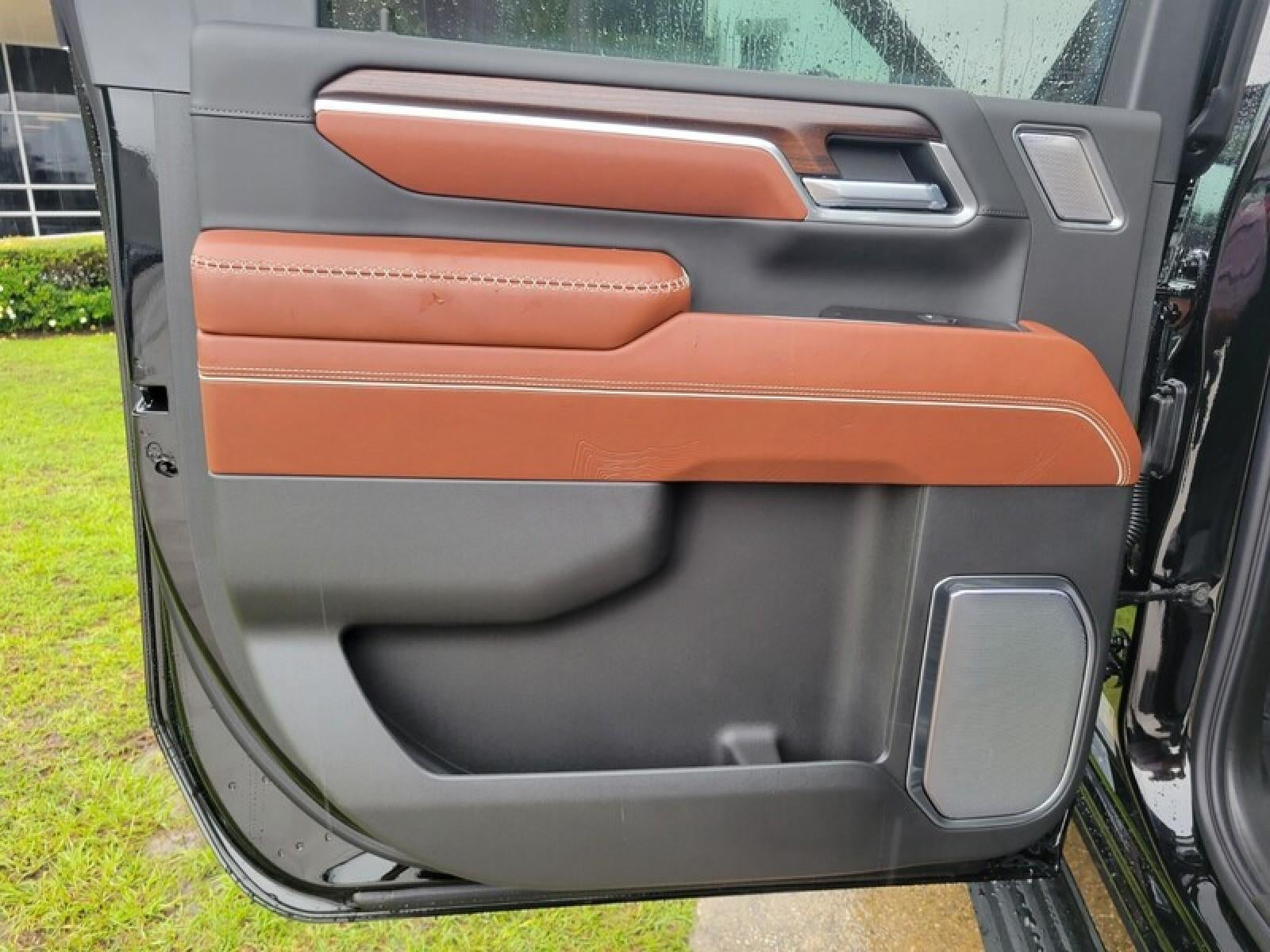 2026 GMC Sierra 2500 HD Crew Cab Standard Box 4-Wheel Drive Denali Ultimate