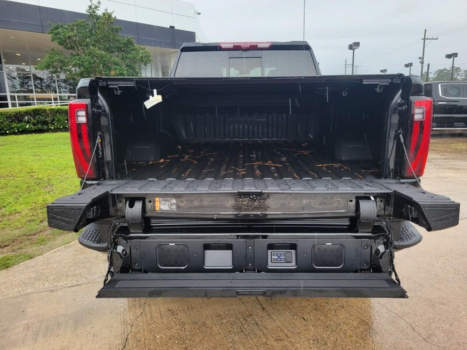 2026 GMC Sierra 2500 HD Crew Cab Standard Box 4-Wheel Drive Denali Ultimate