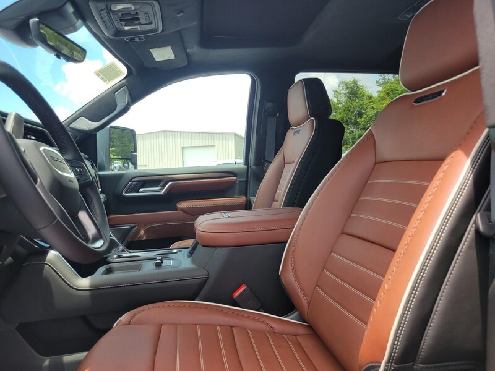 2026 GMC Sierra 2500 HD Crew Cab Standard Box 4-Wheel Drive Denali Ultimate