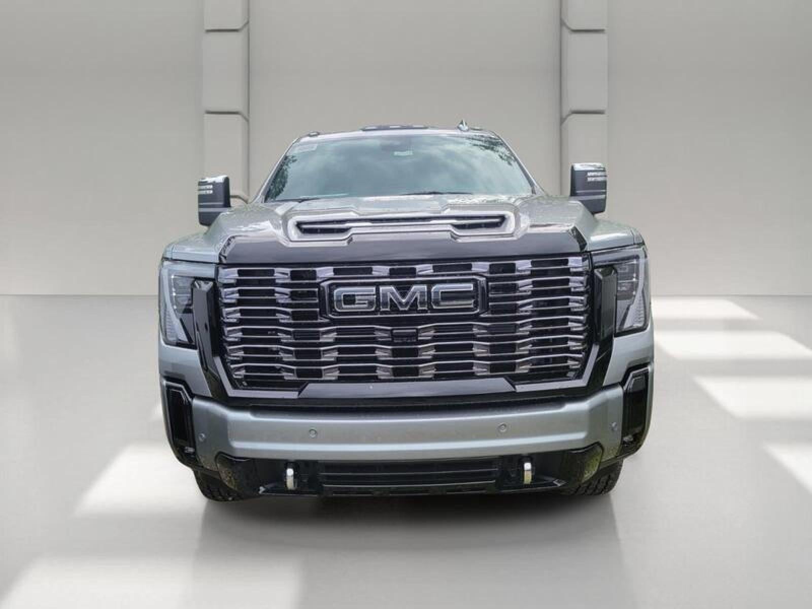 2026 GMC Sierra 2500 HD Crew Cab Standard Box 4-Wheel Drive Denali Ultimate