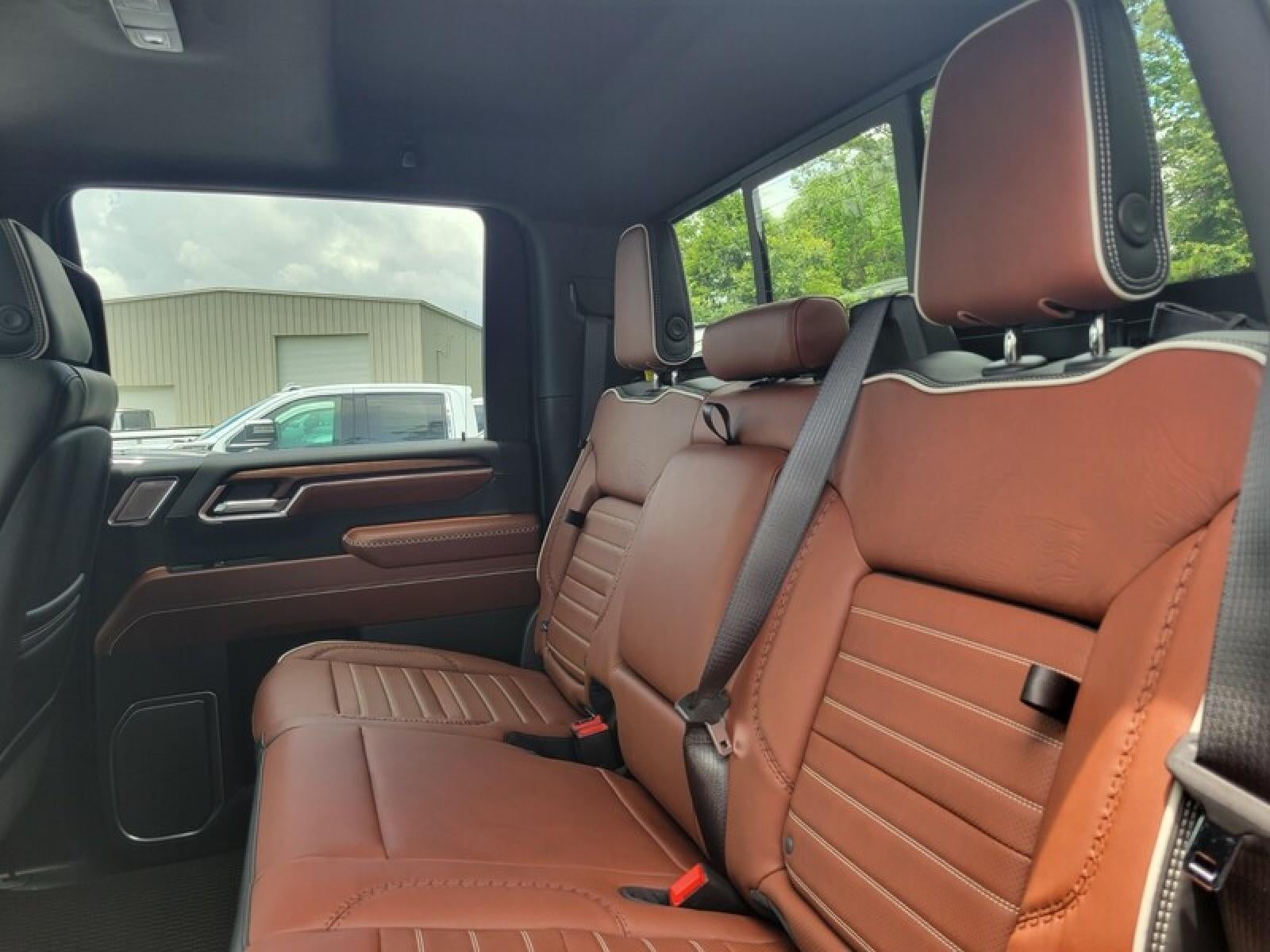 2026 GMC Sierra 2500 HD Crew Cab Standard Box 4-Wheel Drive Denali Ultimate