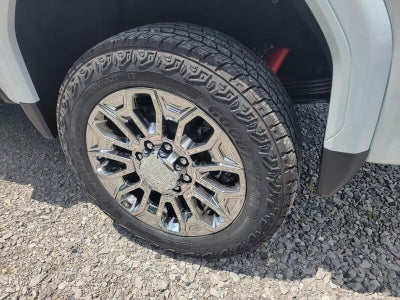 2026 GMC Sierra 2500 HD Crew Cab Standard Box 4-Wheel Drive Denali Ultimate