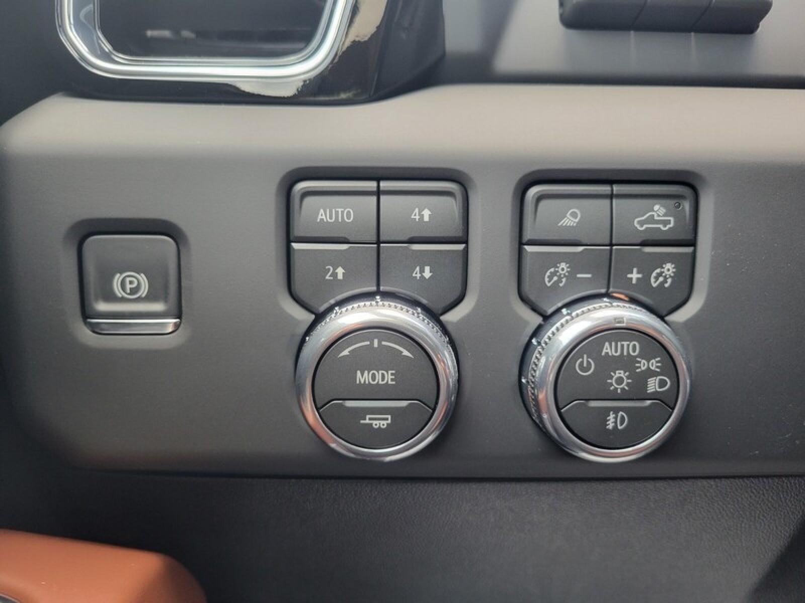 2026 GMC Sierra 2500 HD Crew Cab Standard Box 4-Wheel Drive Denali Ultimate