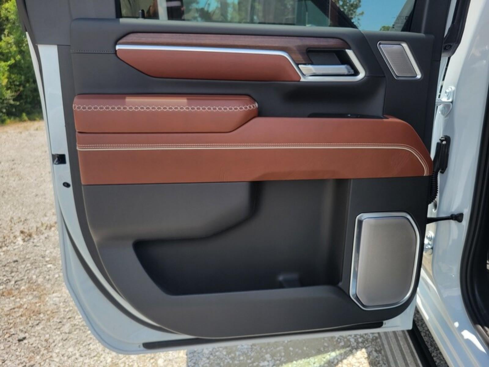 2026 GMC Sierra 2500 HD Crew Cab Standard Box 4-Wheel Drive Denali Ultimate