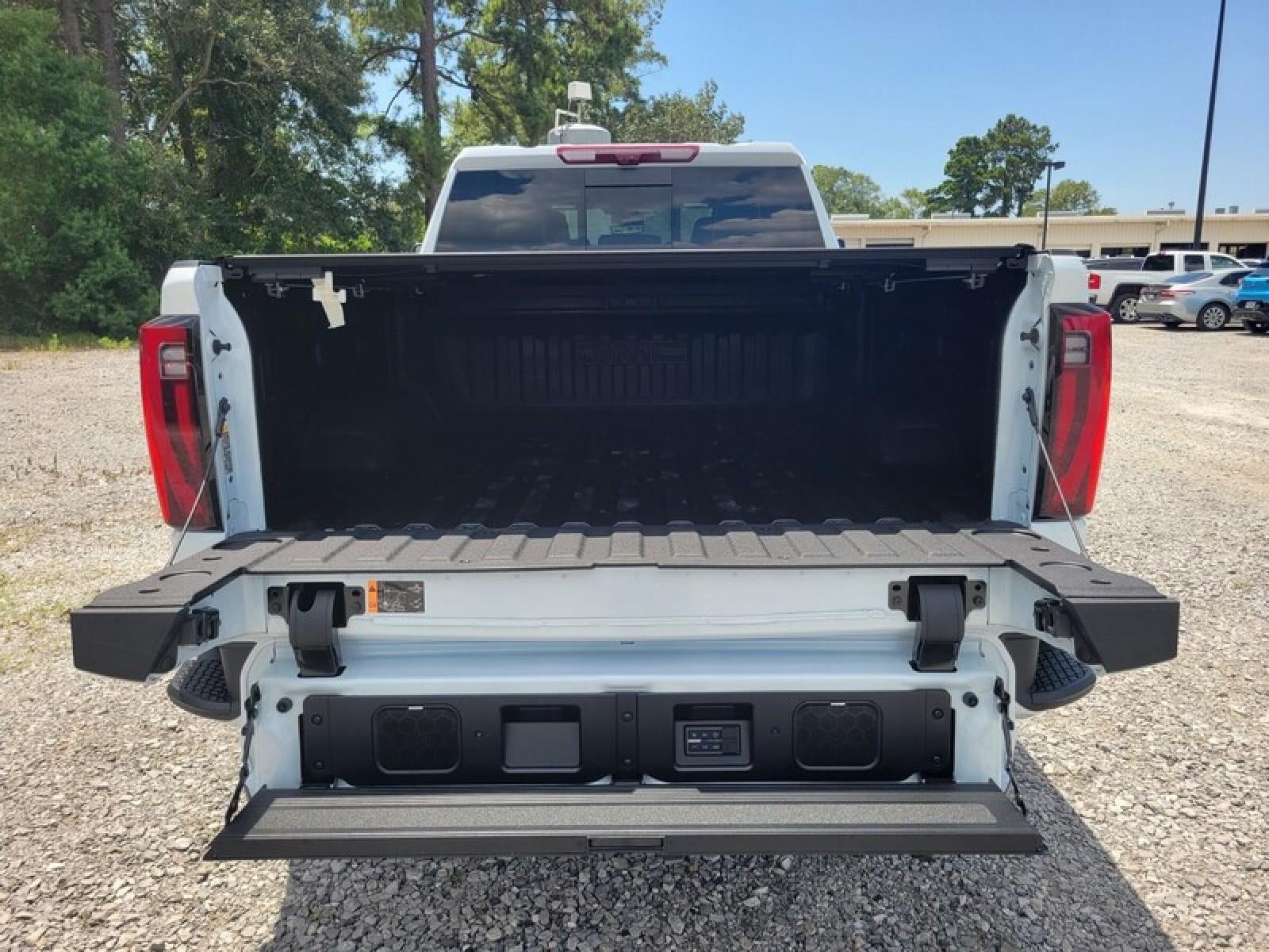 2026 GMC Sierra 2500 HD Crew Cab Standard Box 4-Wheel Drive Denali Ultimate