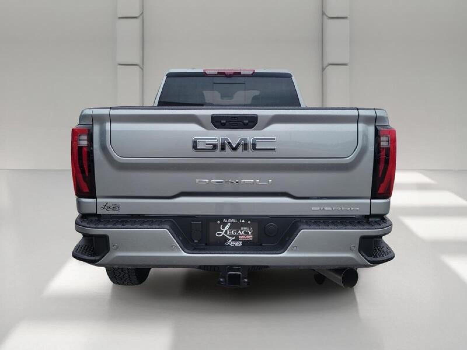 2026 GMC Sierra 2500 HD Crew Cab Standard Box 4-Wheel Drive Denali Ultimate
