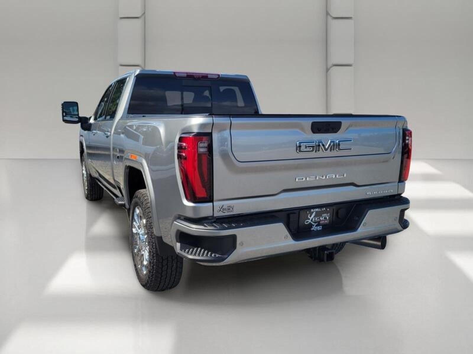 2026 GMC Sierra 2500 HD Crew Cab Standard Box 4-Wheel Drive Denali Ultimate
