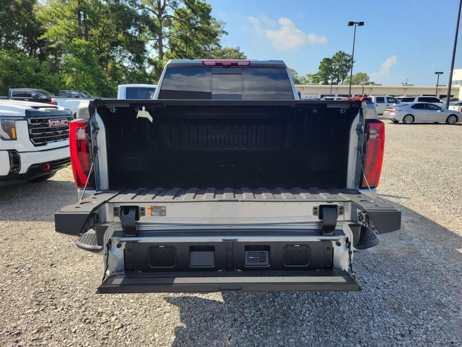 2026 GMC Sierra 2500 HD Crew Cab Standard Box 4-Wheel Drive Denali Ultimate