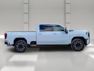 2026 GMC Sierra 2500 HD Crew Cab Standard Box 4-Wheel Drive Denali Ultimate