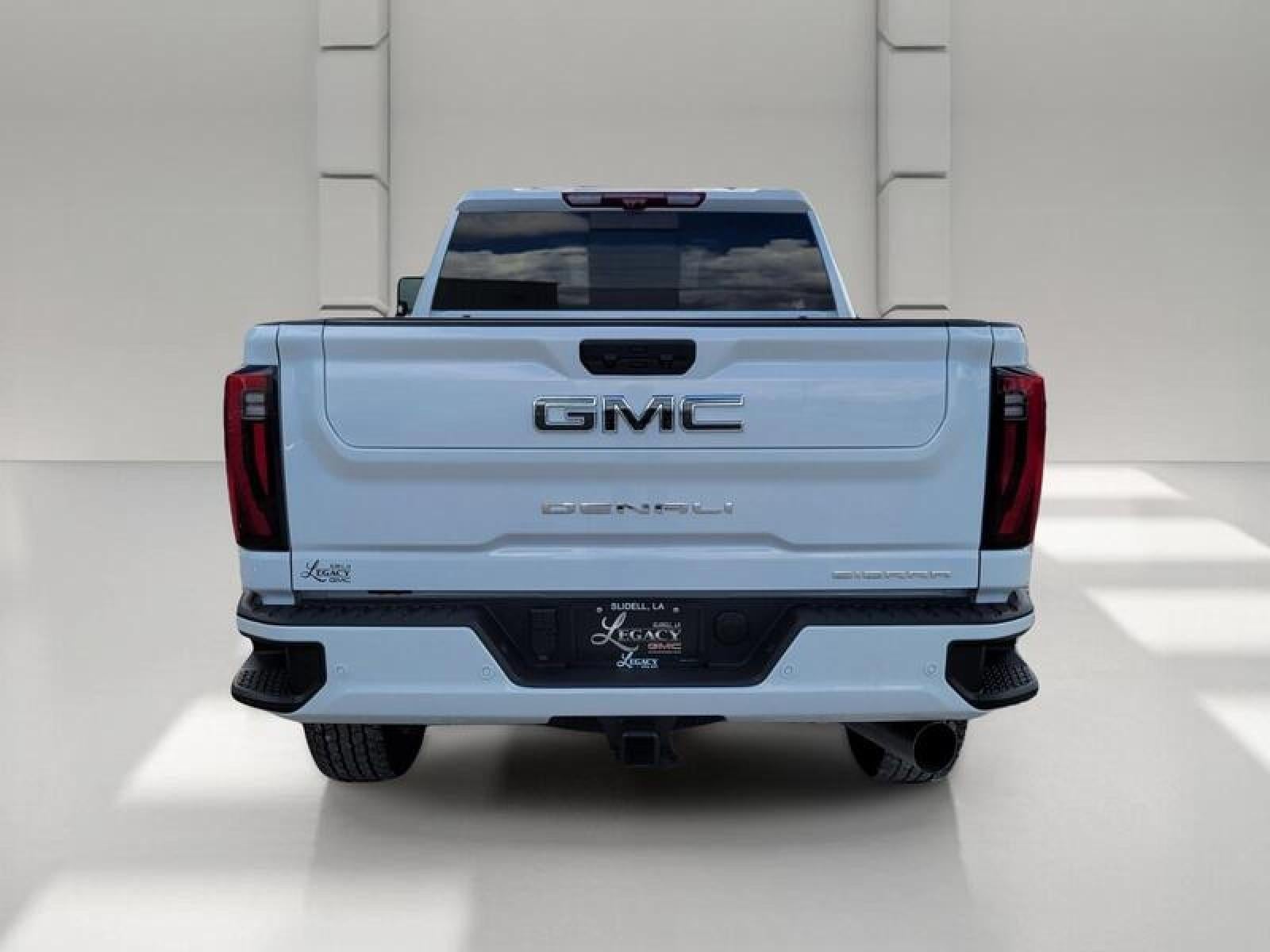2026 GMC Sierra 2500 HD Crew Cab Standard Box 4-Wheel Drive Denali Ultimate