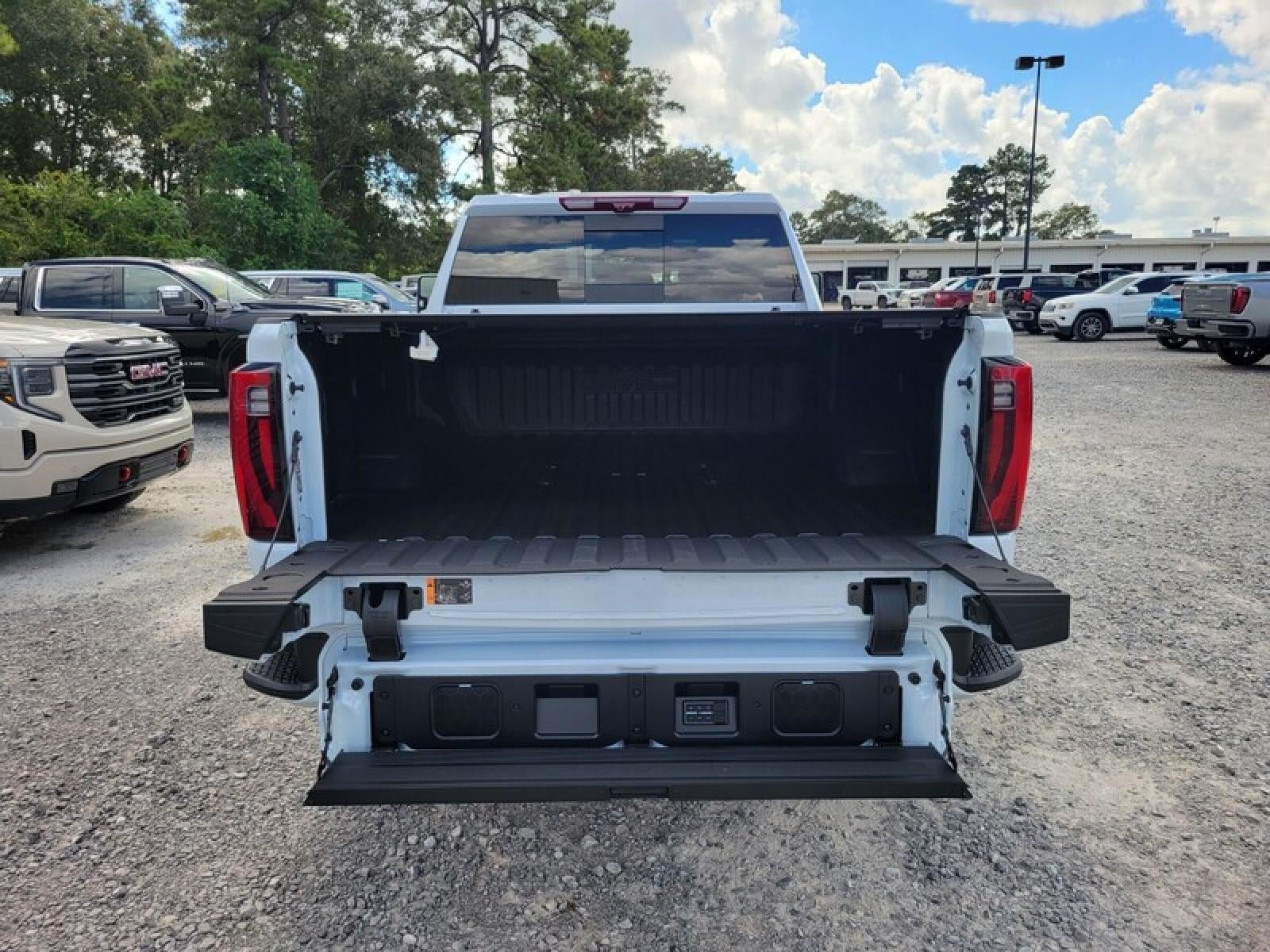 2026 GMC Sierra 2500 HD Crew Cab Standard Box 4-Wheel Drive Denali Ultimate