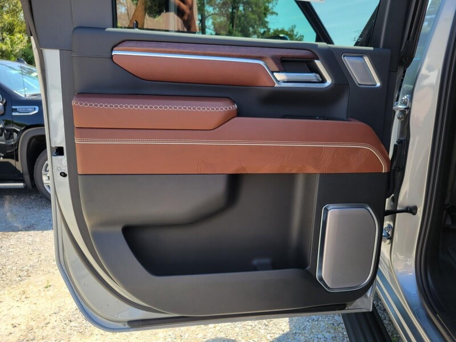 2026 GMC Sierra 2500 HD Crew Cab Standard Box 4-Wheel Drive Denali Ultimate