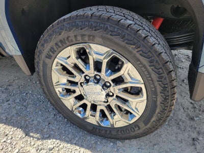 2026 GMC Sierra 2500 HD Crew Cab Standard Box 4-Wheel Drive Denali Ultimate