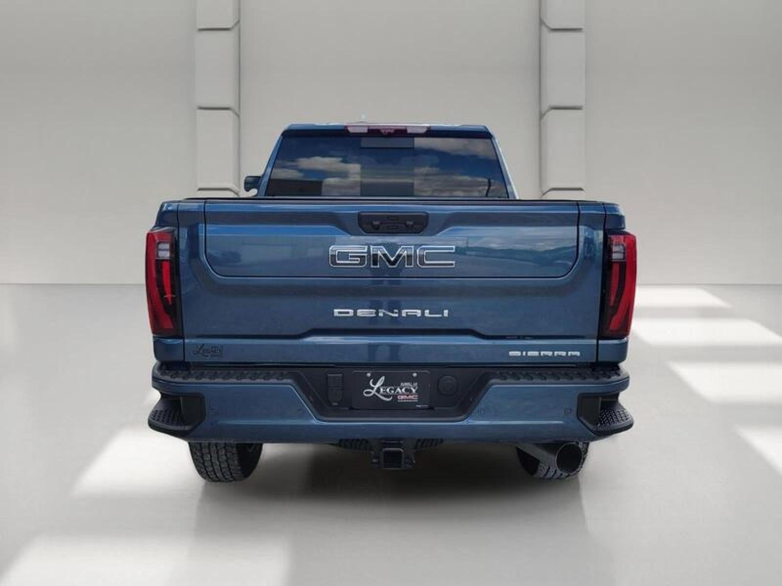 2026 GMC Sierra 2500 HD Crew Cab Standard Box 4-Wheel Drive Denali Ultimate