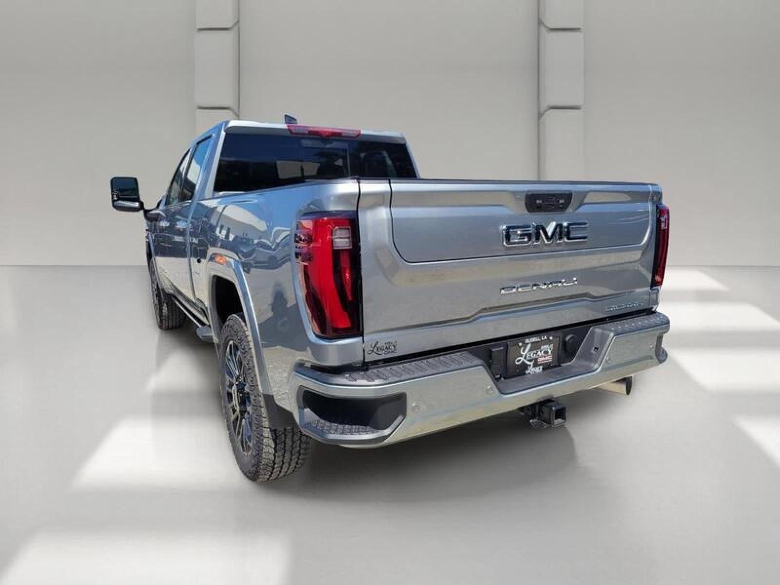 2026 GMC Sierra 2500 HD Crew Cab Standard Box 4-Wheel Drive Denali Ultimate
