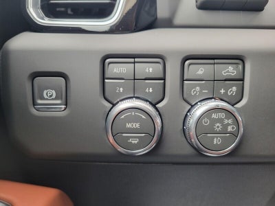 2026 GMC Sierra 2500 HD Crew Cab Standard Box 4-Wheel Drive Denali Ultimate
