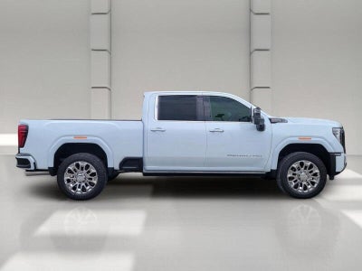 2026 GMC Sierra 2500 HD Crew Cab Standard Box 4-Wheel Drive Denali Ultimate