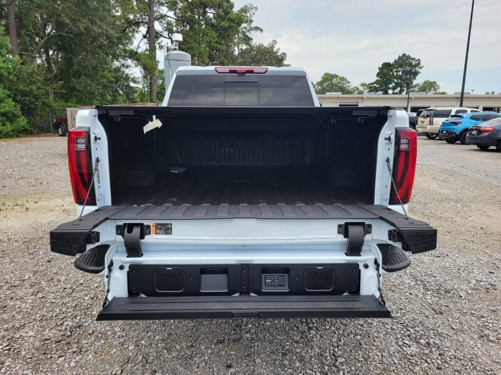 2026 GMC Sierra 2500 HD Crew Cab Standard Box 4-Wheel Drive Denali Ultimate