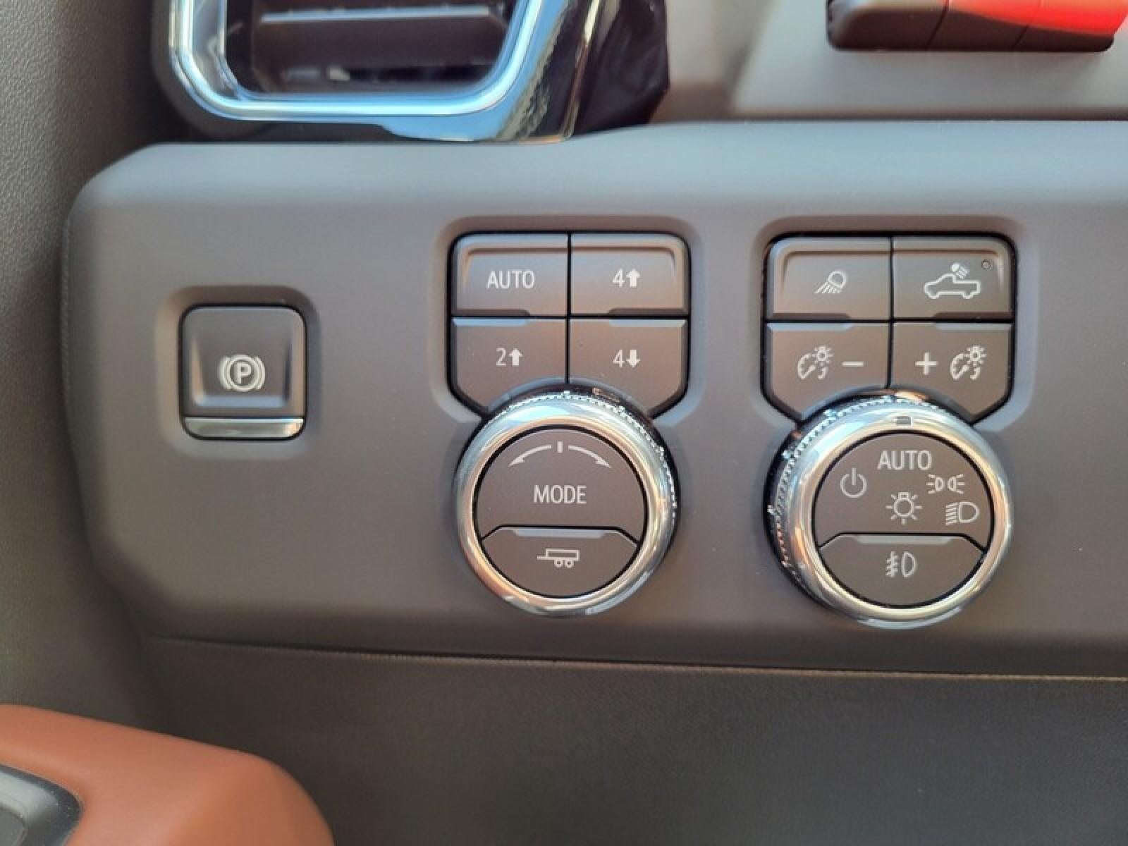 2026 GMC Sierra 2500 HD Crew Cab Standard Box 4-Wheel Drive Denali Ultimate