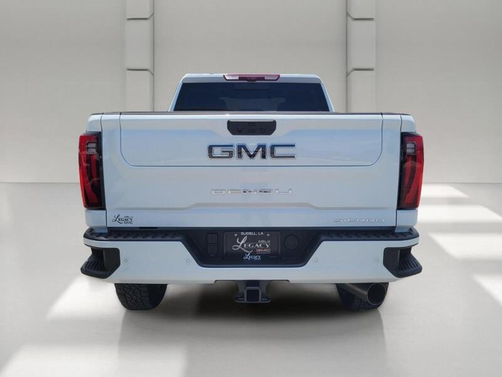 2026 GMC Sierra 2500 HD Crew Cab Standard Box 4-Wheel Drive Denali Ultimate