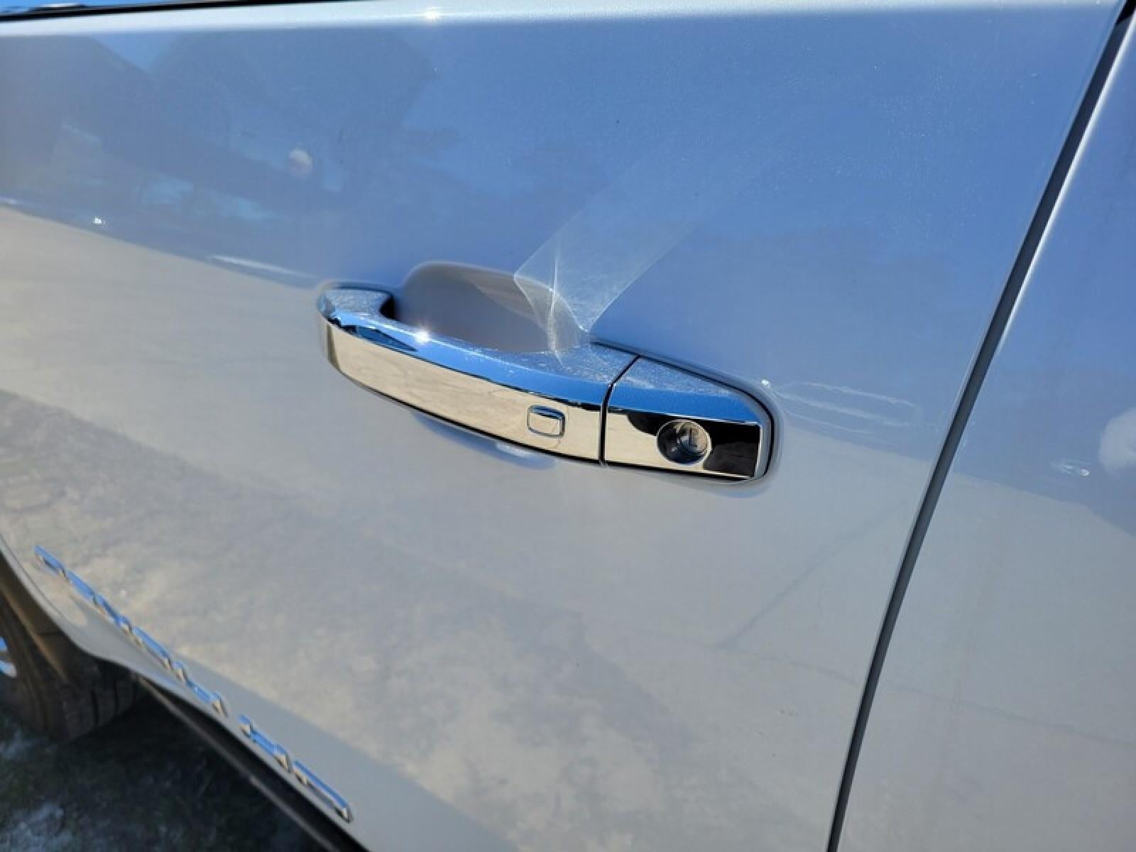 2026 GMC Sierra 3500 HD Crew Cab Long Box 4-Wheel Drive Denali Ultimate