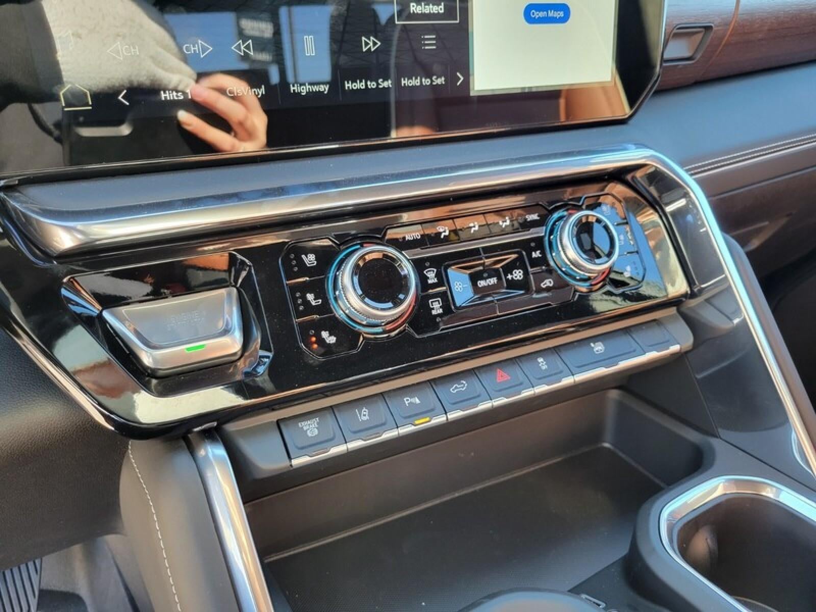 2026 GMC Sierra 3500 HD Crew Cab Long Box 4-Wheel Drive Denali Ultimate