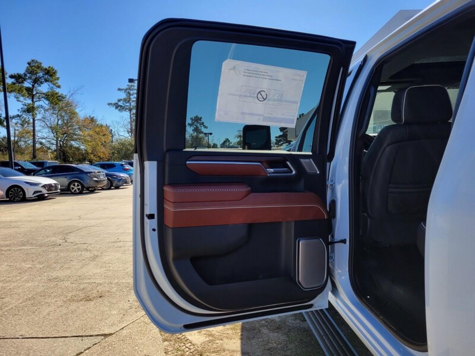 2026 GMC Sierra 3500 HD Crew Cab Long Box 4-Wheel Drive Denali Ultimate