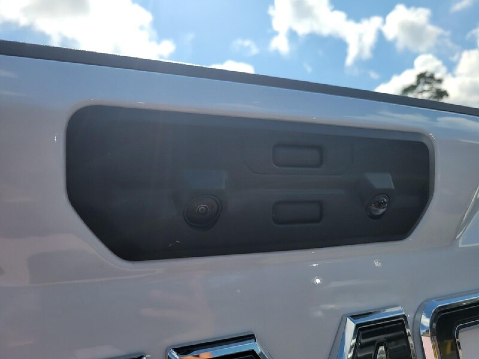 2026 GMC Sierra 3500 HD Crew Cab Long Box 4-Wheel Drive Denali Ultimate