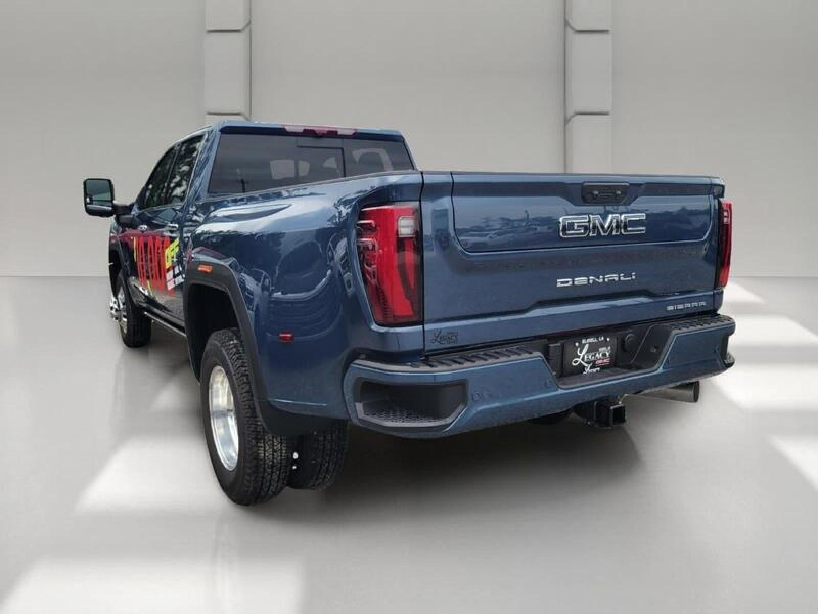 2026 GMC Sierra 3500 HD Crew Cab Long Box 4-Wheel Drive Denali Ultimate