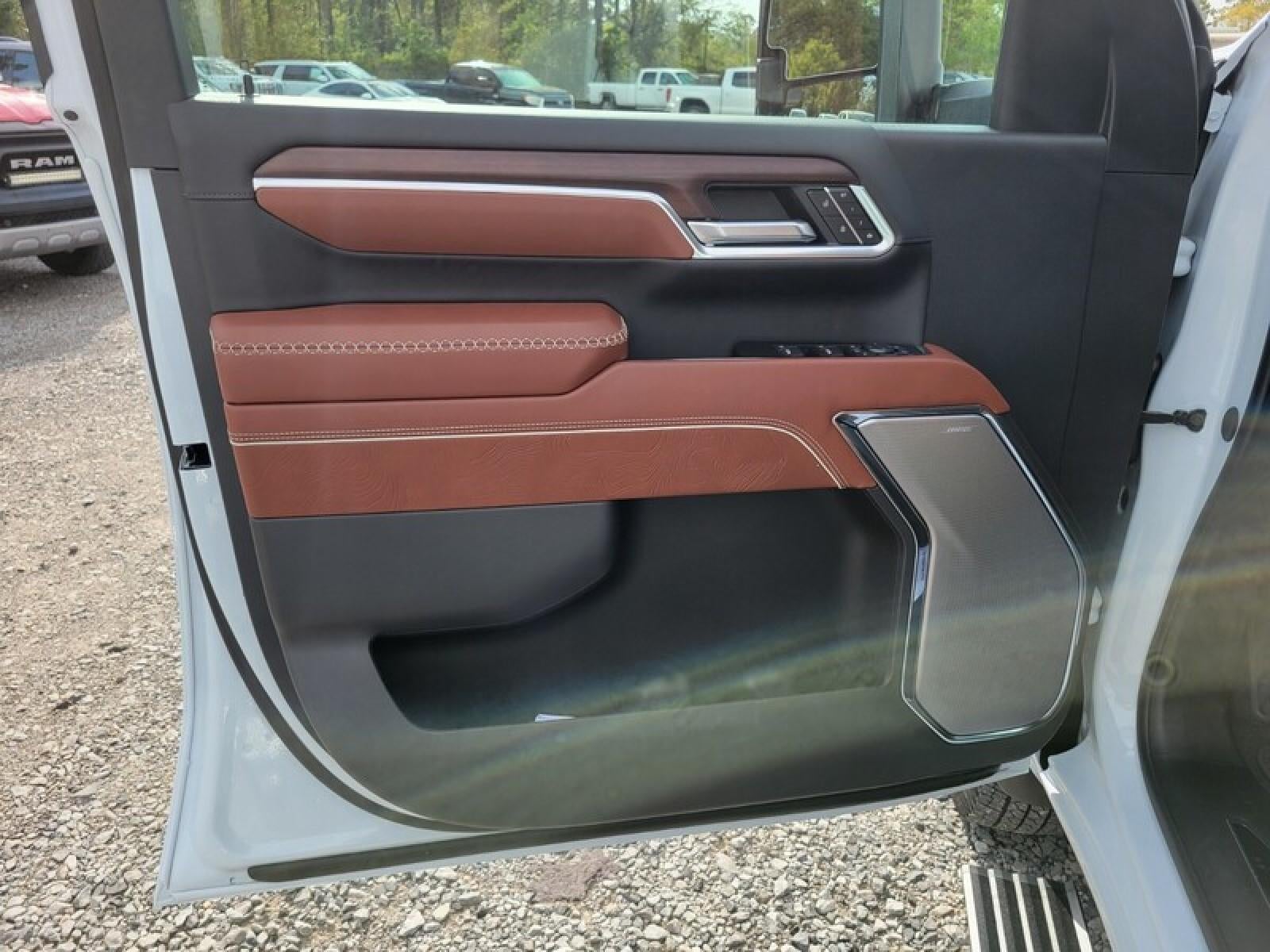 2026 GMC Sierra 3500 HD Crew Cab Long Box 4-Wheel Drive Denali Ultimate