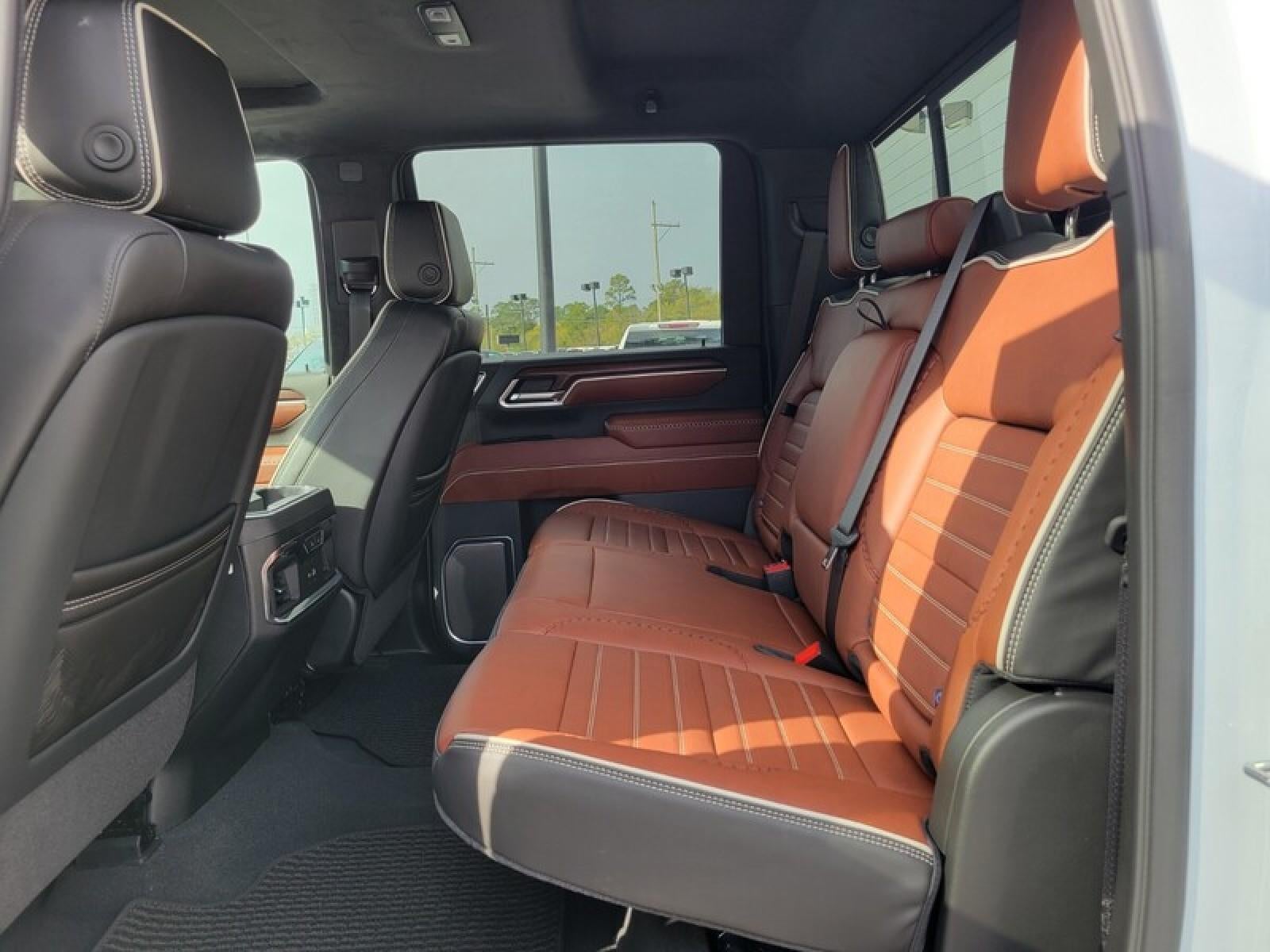 2026 GMC Sierra 3500 HD Crew Cab Long Box 4-Wheel Drive Denali Ultimate