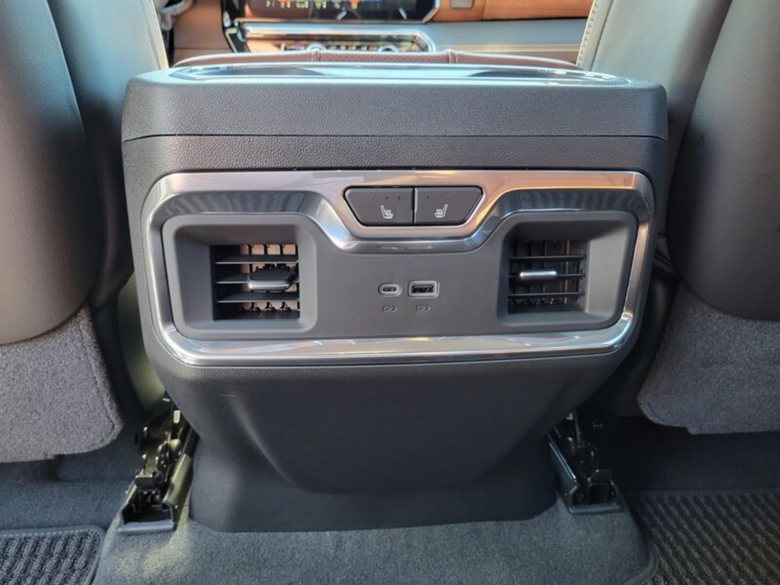 2026 GMC Sierra 3500 HD Crew Cab Long Box 4-Wheel Drive Denali Ultimate